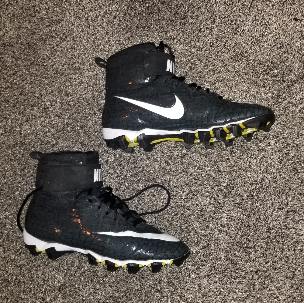 Mens cleats football Nike 9.5 high top cleats sports wear football cleat men 9